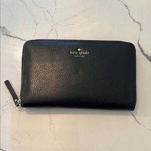 Kate Spade Black Zip Wallet